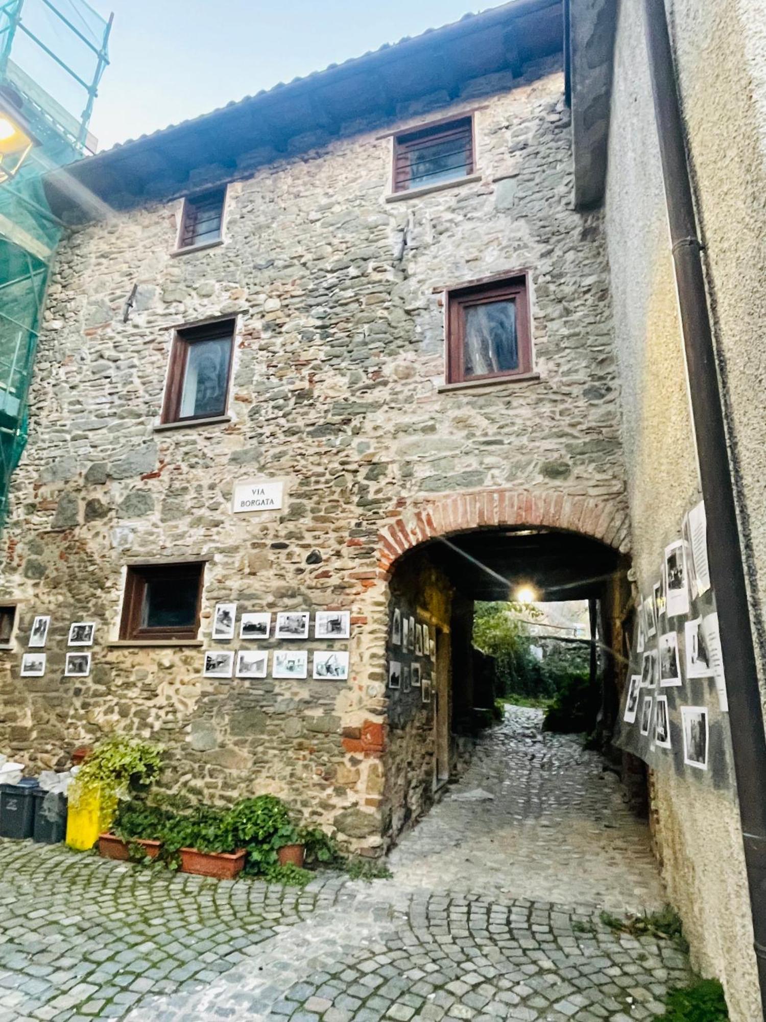 Casa Borgata Panzió Grondona Kültér fotó